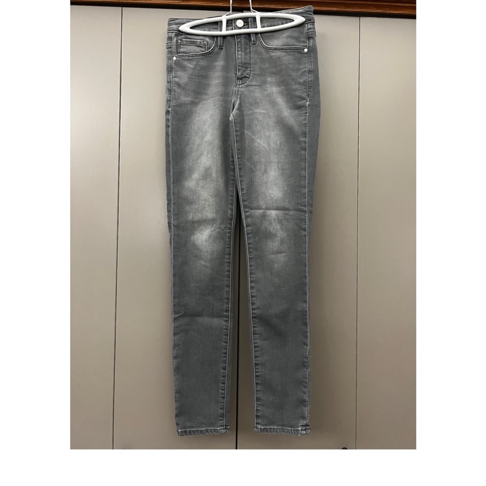 Athleta Skulptek Skinny gray jeans, size 6 excellent condition